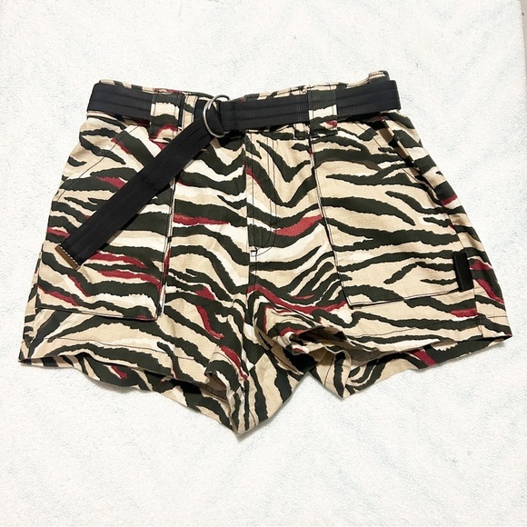Guess Lamona Zebra Print Belted Utility Short Shorts Size 4 - Picture 4 of 10